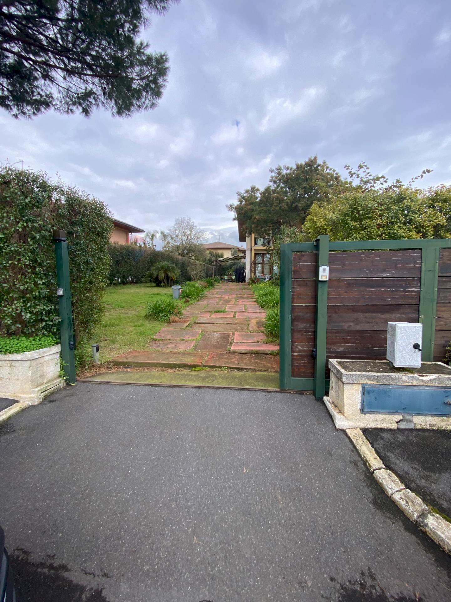 Non correlato - Villa Via Sacerdote Michele Messina
 
10, Aci Sant'Antonio - photo 3