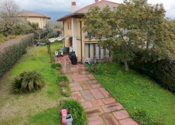 Giardino - Villa Via Sacerdote Michele Messina
 
10, Aci Sant'Antonio - photo 2