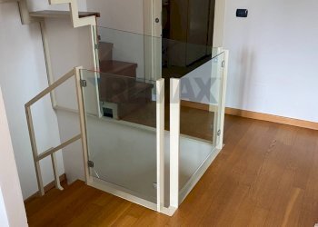 Scale - Villa Via Sacerdote Michele Messina
 
10, Aci Sant'Antonio - photo 11