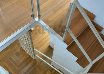 Scale - Villa Via Sacerdote Michele Messina
 
10, Aci Sant'Antonio - photo 12