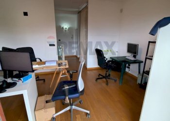 Ufficio - Villa Via Sacerdote Michele Messina
 
10, Aci Sant'Antonio - photo 19