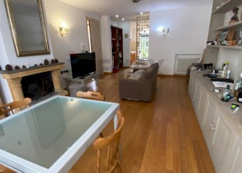 Sala da pranzo - Villa Via Sacerdote Michele Messina
 
10, Aci Sant'Antonio - photo 28