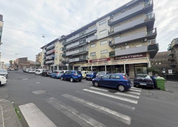 Edificio all\'aperto - Appartamento Via XXXI Maggio
 
45, Catania - foto 25
