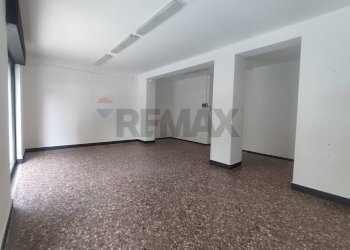 Stanza vuota - Locale Commerciale via IV Traversa
 
86/c 86/d, Belpasso - foto 14