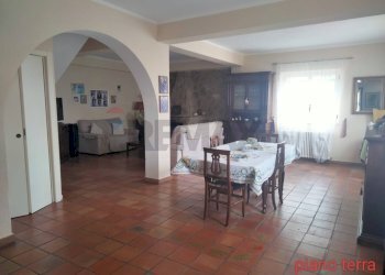 Sala da pranzo - Villa contrada  ramaudo
 
snc, Piazza Armerina - foto 16