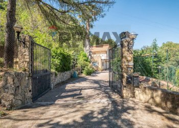 Casa all\'aperto - Villa contrada  ramaudo
 
snc, Piazza Armerina - foto 4
