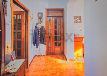 Hall / corridoio - Appartamento viale antonio gramsci
 
22, Sinalunga - foto 2