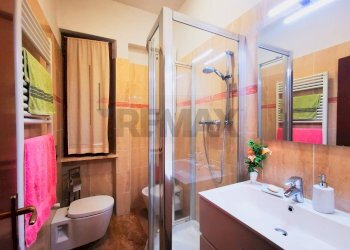 Bagno - Appartamento viale antonio gramsci
 
22, Sinalunga - foto 7