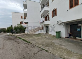 Edificio all\'aperto - Box Via G. di Vagno
 
40, Mattinata - foto 4