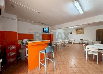 Sala da pranzo - Box Via G. di Vagno
 
40, Mattinata - foto 6