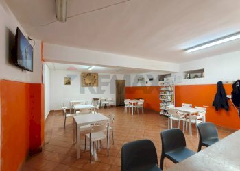 Sala da pranzo - Box Via G. di Vagno
 
40, Mattinata - foto 10