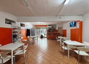 Sala da pranzo - Box Via G. di Vagno
 
40, Mattinata - foto 12