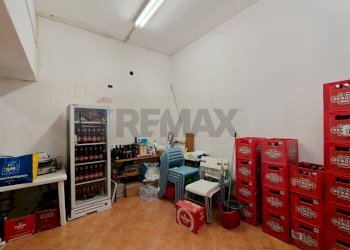 Camera / camera da letto - Box Via G. di Vagno
 
40, Mattinata - foto 16