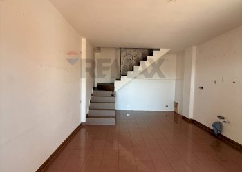 Stanza vuota - Quadrilocale Viale dell'Emigrante
 
82, Mattinata - foto 22