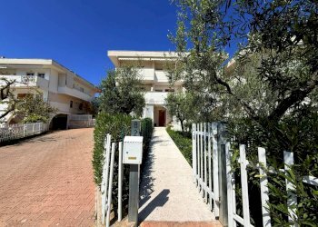 Casa all\'aperto - Quadrilocale Viale dell'Emigrante
 
82, Mattinata - foto 33