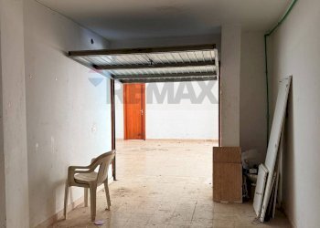 Hall / corridoio - Quadrilocale Viale dell'Emigrante
 
82, Mattinata - foto 48