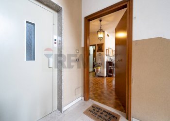 Hall / corridoio - Quadrilocale Piazzale Francia
 
1, Carpi - foto 1