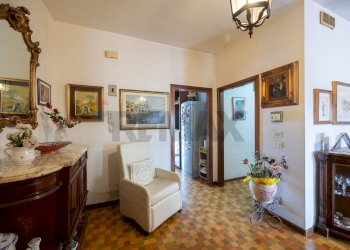 Soggiorno - Quadrilocale Piazzale Francia
 
1, Carpi - foto 3