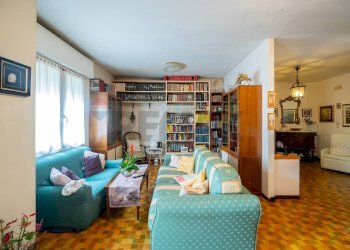 Soggiorno - Quadrilocale Piazzale Francia
 
1, Carpi - foto 12