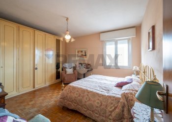 Camera / camera da letto - Quadrilocale Piazzale Francia
 
1, Carpi - foto 21