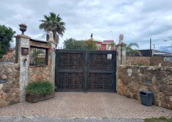 Casa all\'aperto - Casa semi indipendente via dei cristalli
 
29, Siracusa - foto 2