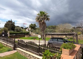 Giardino - Casa semi indipendente via dei cristalli
 
29, Siracusa - foto 17