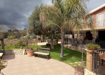 Giardino - Casa semi indipendente via dei cristalli
 
29, Siracusa - foto 20