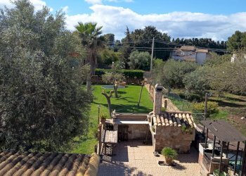 Vista delle montagne - Casa semi indipendente via dei cristalli
 
29, Siracusa - foto 53