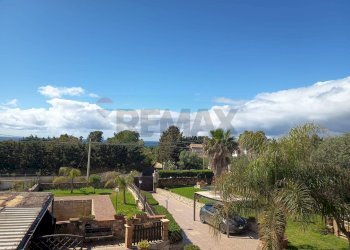 Edificio all\'aperto - Casa semi indipendente via dei cristalli
 
29, Siracusa - foto 54