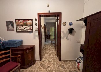 Hall / corridoio - Casa semi indipendente VIA RESUTTANO
 
6, Siracusa - foto 5