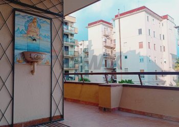 Balcone - Appartamento VIA DELLE VILLE
 
32, Caserta - foto 25