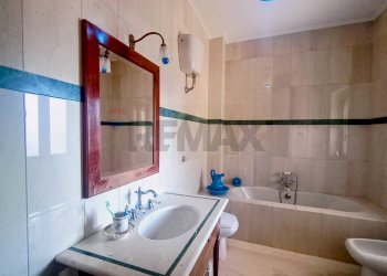 Bagno - Appartamento VIA DELLE VILLE
 
32, Caserta - foto 42