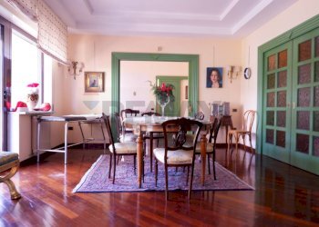 Sala da pranzo - Appartamento VIA DELLE VILLE
 
32, Caserta - foto 93