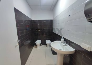 Bagno - Ufficio Via Boscofangone
 
snc, Nola - foto 15