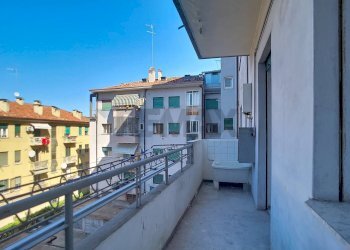 Balcone - Four-room apartment Corso Del Popolo
 
114, Venezia - photo 13