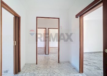 Hall / corridoio - Four-room apartment Corso Del Popolo
 
114, Venezia - photo 14