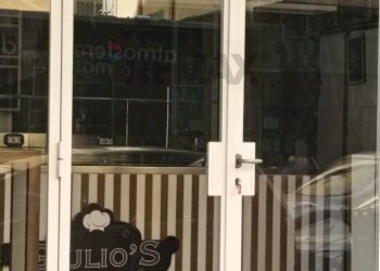 Edificio all\'aperto - Locale Commerciale Napoli - foto 3