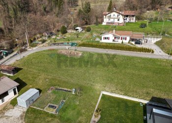 Giardino - Terreno edificabile Via Rovaia
 
Snc, Belluno - foto 21