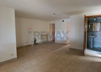 Stanza vuota - Casa semi indipendente località sartorona
 
33, Pieve Porto Morone - foto 4
