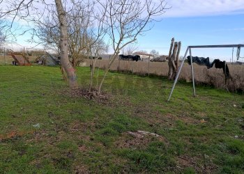 Giardino - Casa semi indipendente località sartorona
 
33, Pieve Porto Morone - foto 9