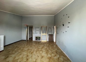 Stanza vuota - Casa semi indipendente località sartorona
 
33, Pieve Porto Morone - foto 17