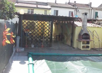 Piscina - Casa semi indipendente località sartorona
 
33, Pieve Porto Morone - foto 19