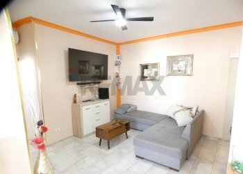 Soggiorno - Two-room apartment Generale C. A. dalla Chiesa
 
28, Vieste - photo 10