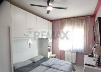 Camera / camera da letto - Two-room apartment Generale C. A. dalla Chiesa
 
28, Vieste - photo 15