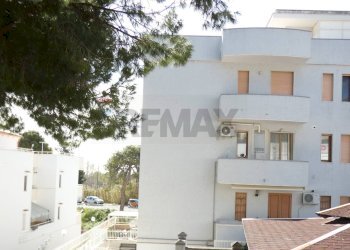 Edificio all\'aperto - Two-room apartment Generale C. A. dalla Chiesa
 
28, Vieste - photo 24