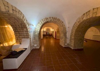 Cantina - Locale Commerciale Via Salomone
 
65, Foggia - foto 2