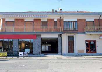 Foto 1 - Box Corso Galileo Ferraris, Chivasso - photo 1