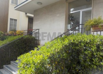 ingresso condominio - Trilocale VIA LUIGI BORGOMAINERIO
 
30, Milano - foto 21