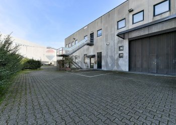 Edificio all\'aperto - Laboratorio Via Ungaretti
 
7, Cernusco sul Naviglio - foto 6