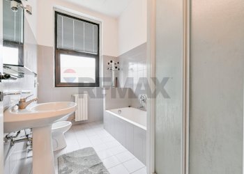 Bagno - Laboratorio Via Ungaretti
 
7, Cernusco sul Naviglio - foto 13